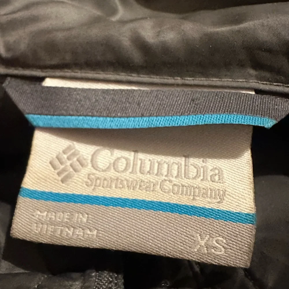 Columbia Lake 22 Down Jacket 650 Fill Women’s XS Black - Picture 5 of 6
